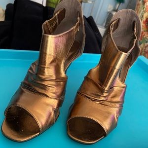 Fabulosity bronzeHigh heel  shoes
